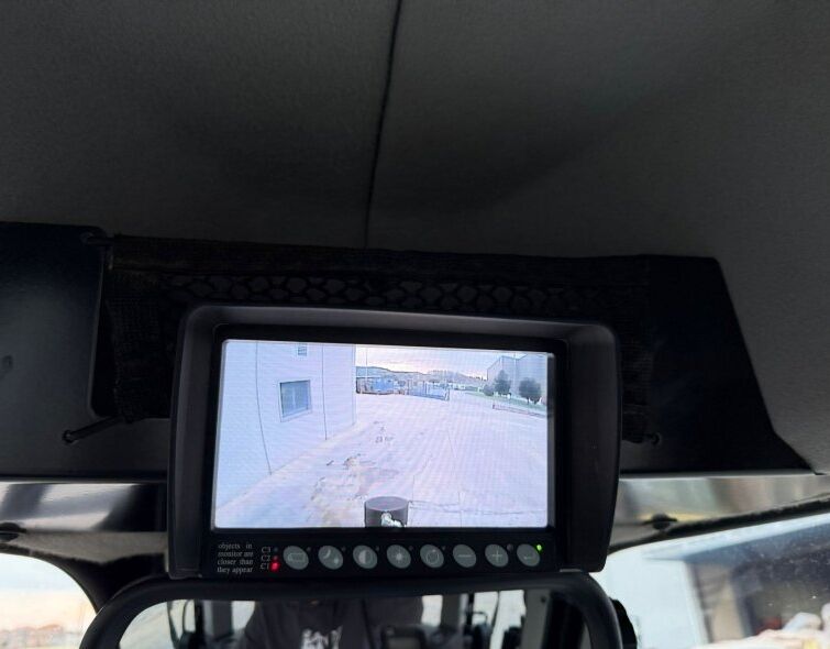 CATERPILLAR  140 AWD ***IMPECCABLE***